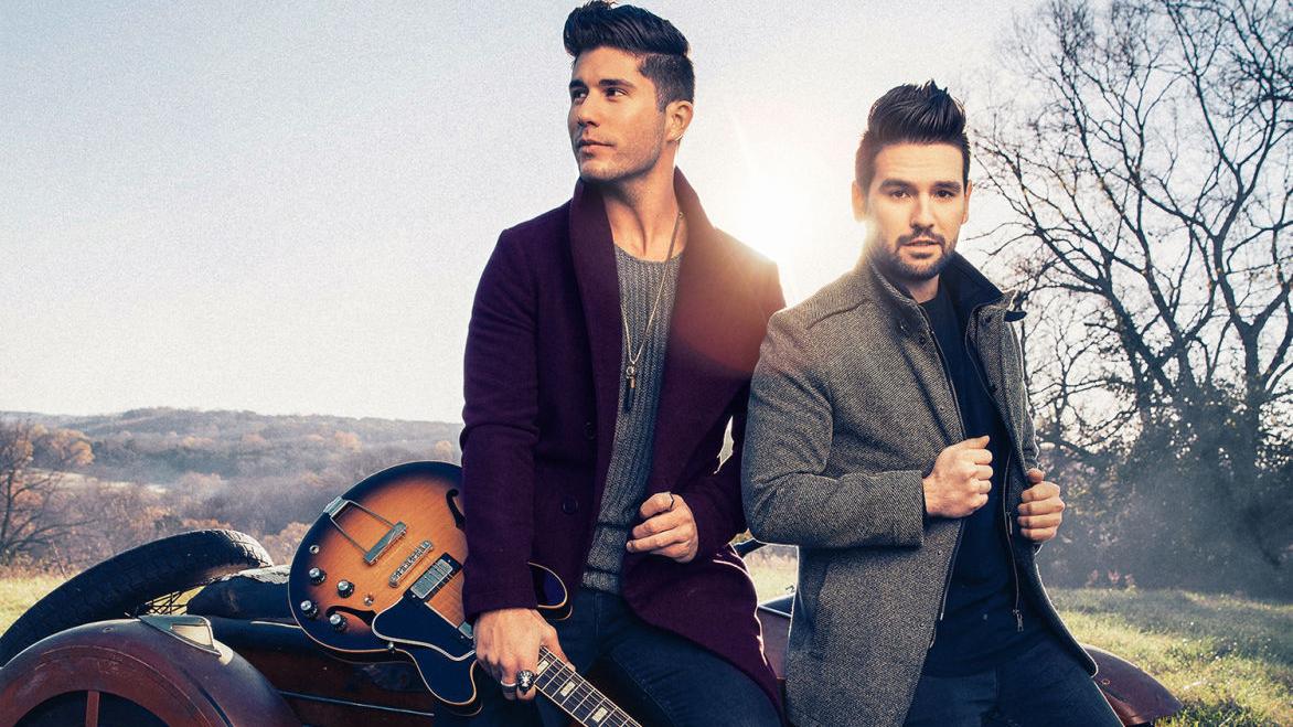Dan + Shay brings 'accidental' hit song to Oro Valley festival